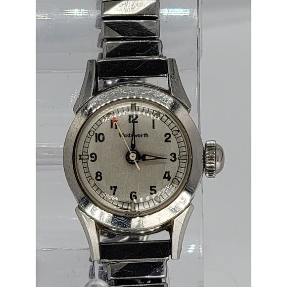 Wadsworth Swiss Made Vintage Women\'s Small Watch main image 5